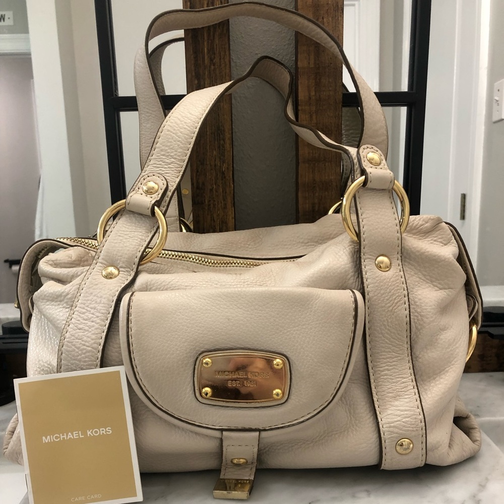 Micheal Kors Purse